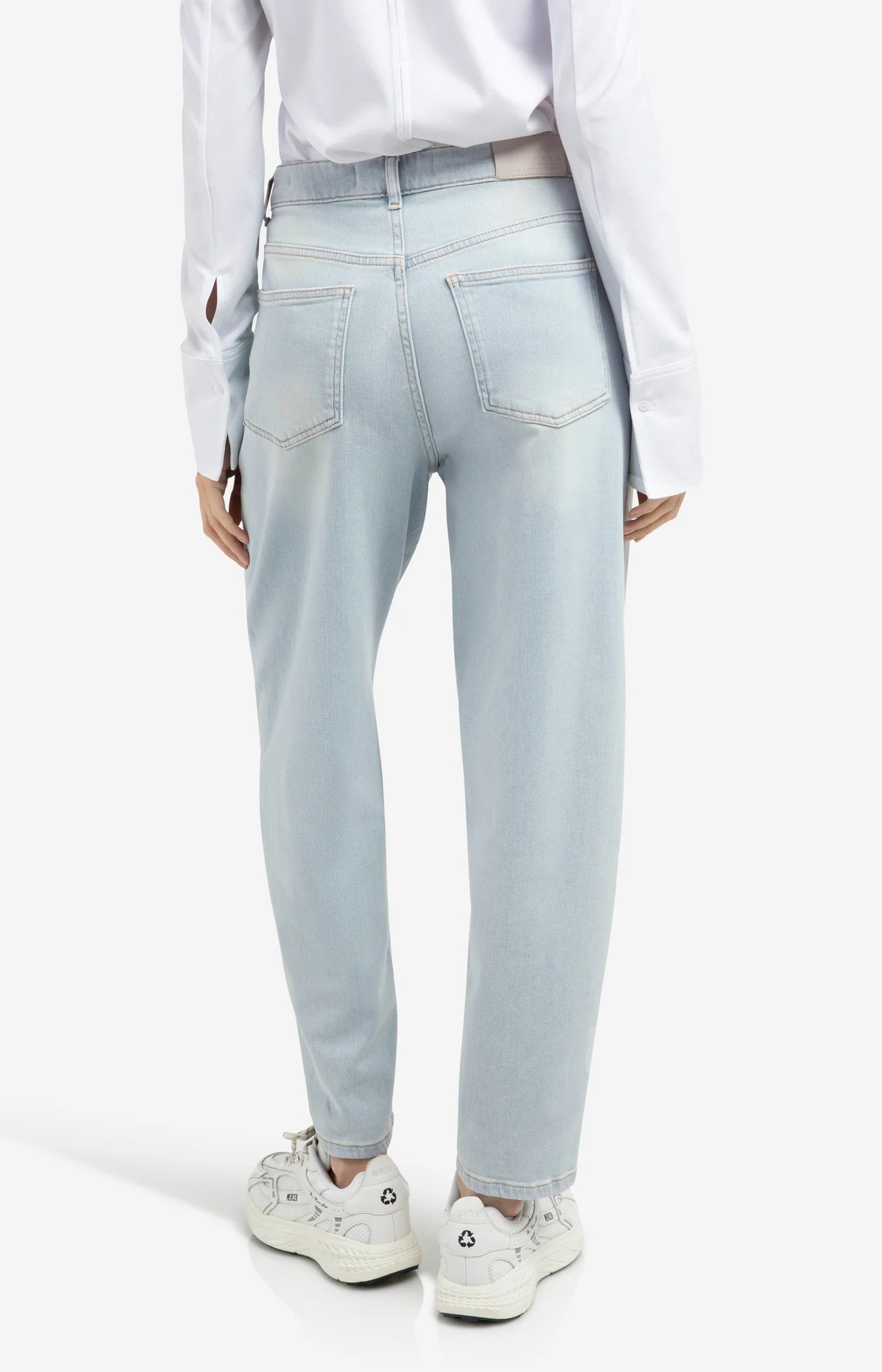 YAYA Barrel Jeans aus gewaschenen hellen denim