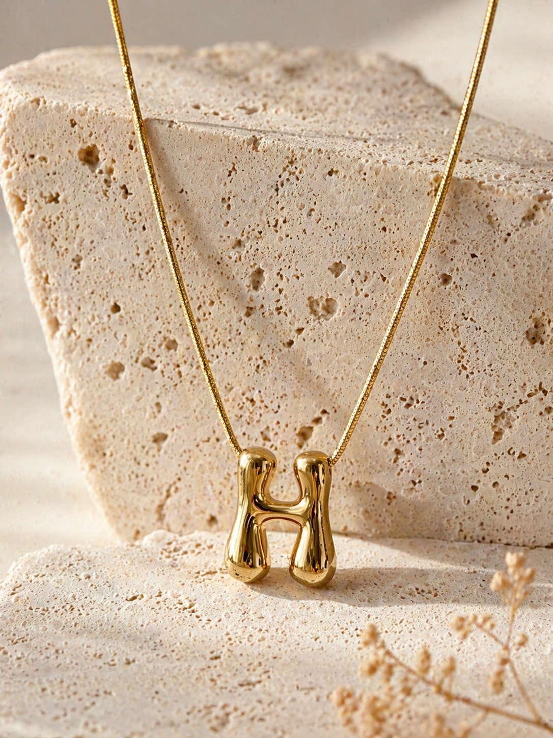 Ibiza Studios Edelstahl Buchstaben Kette 18K Gold Plated A-Z