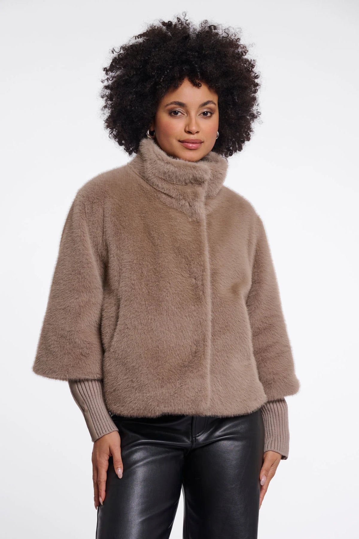 Rino & Pelle Nesrin Felljacke