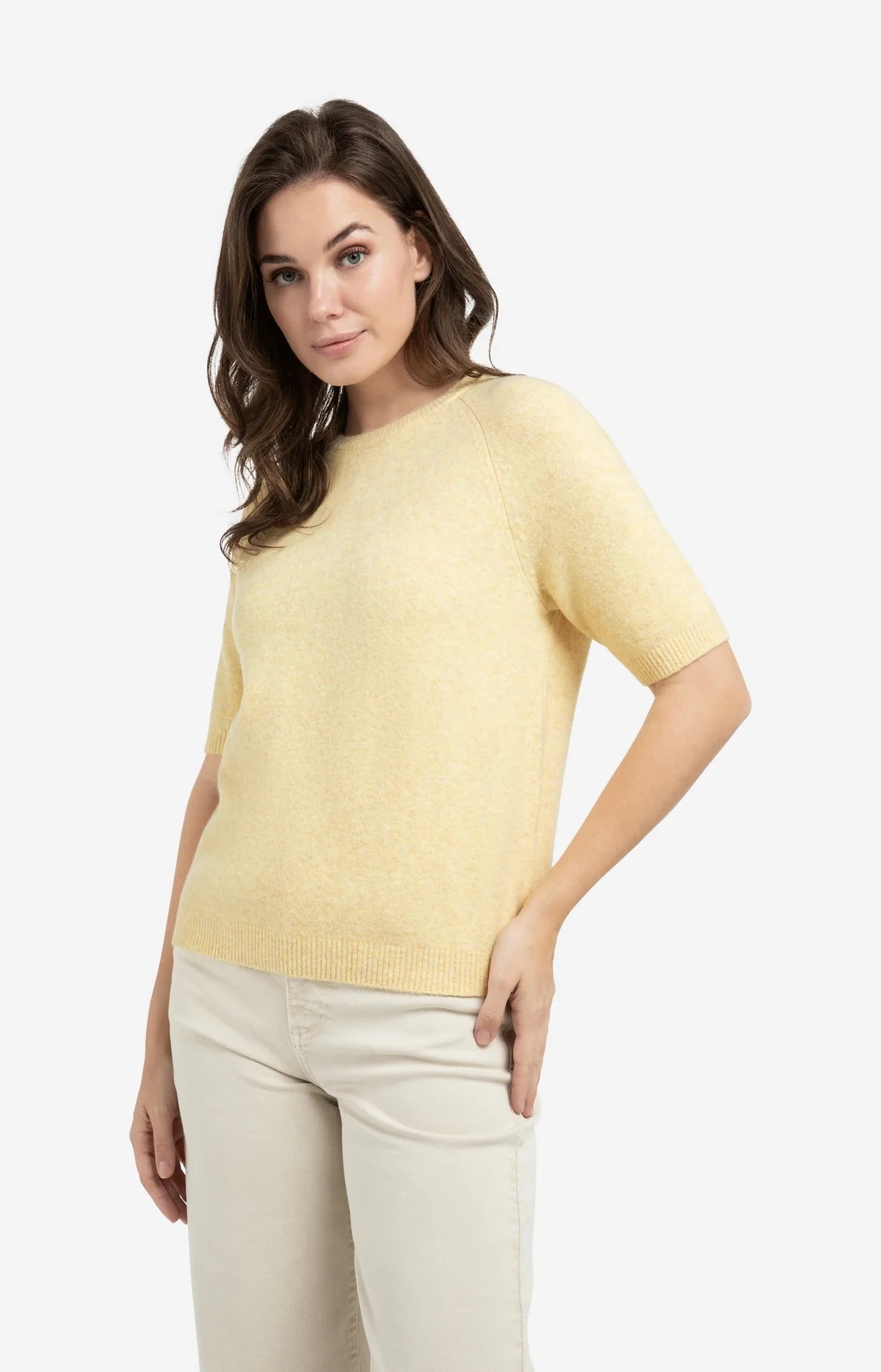 YAYA weicher Frühjahrs Pullover mit kurzen Armen und Rundhals Gelb