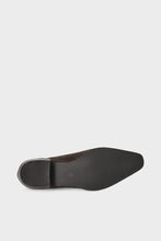 Lade das Bild in den Galerie-Viewer, Copenhagen Studios CPH294 Suede Chocolate
