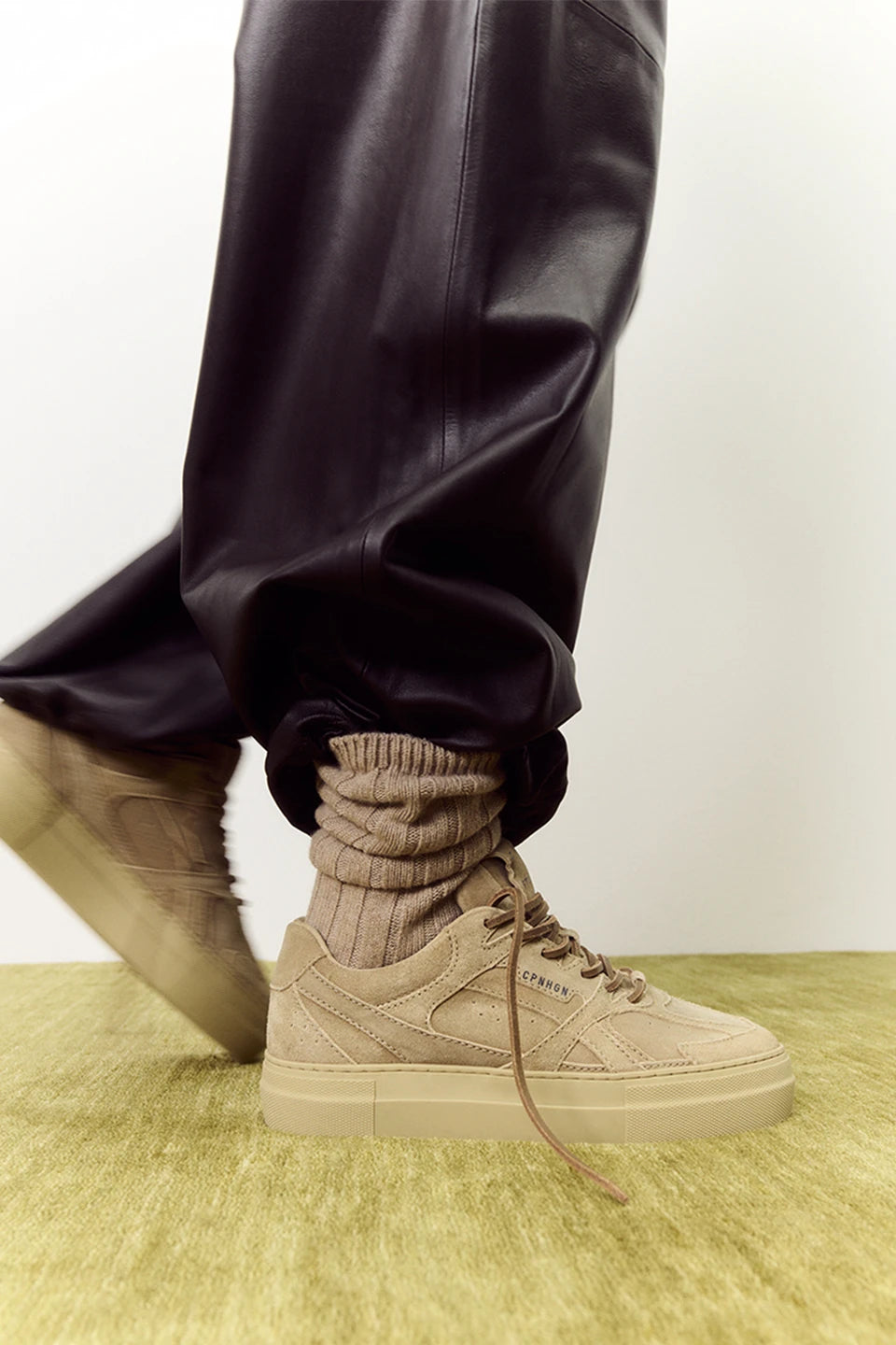 Copeenhagen Studios Sneaker CPH65 vintage suede sand