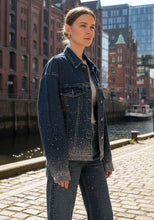 Lade das Bild in den Galerie-Viewer, Miss Goodlife Jeans Jacket Glitter – blue
