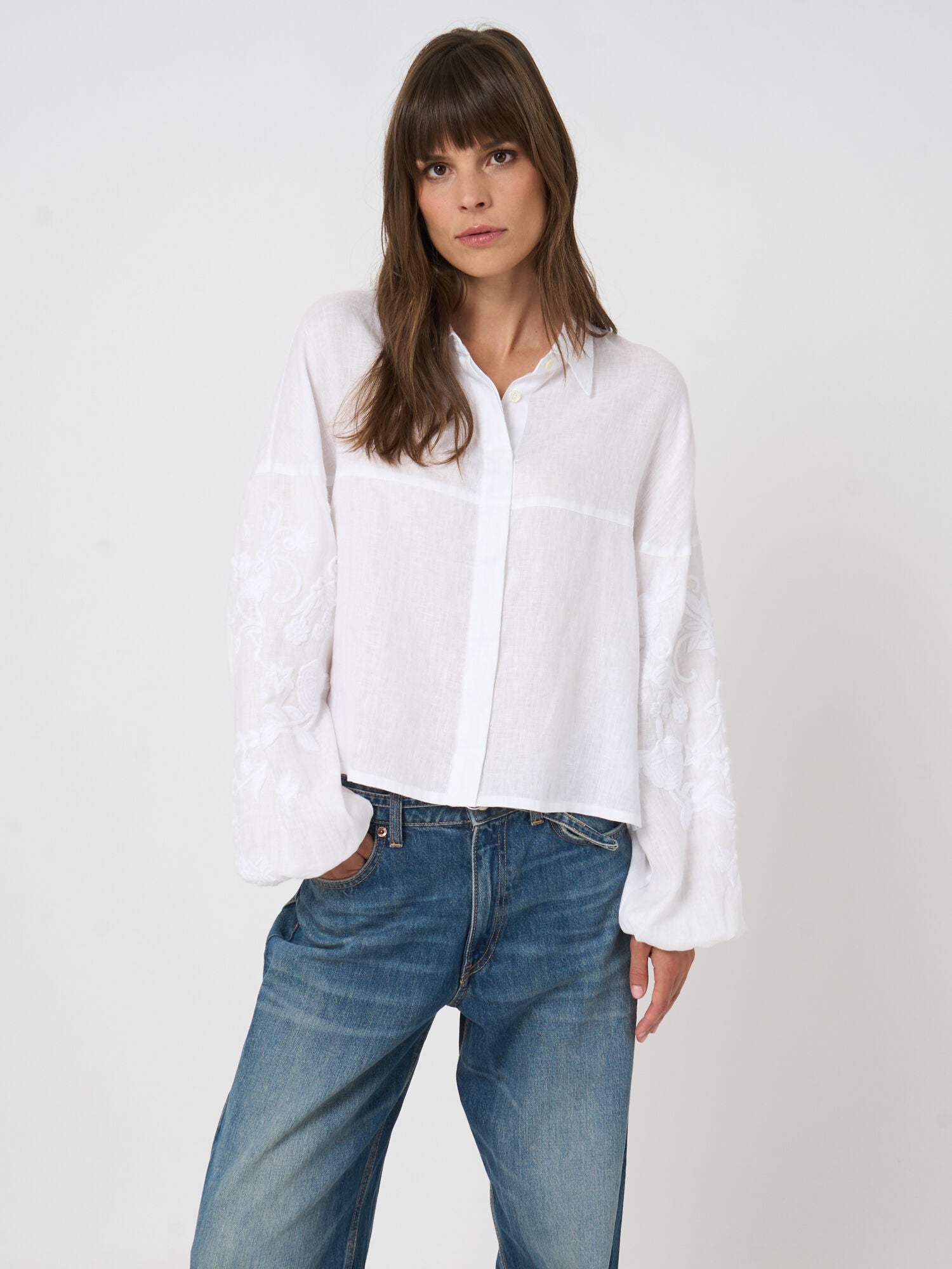 Repeat Handbestickte Leinen Bluse