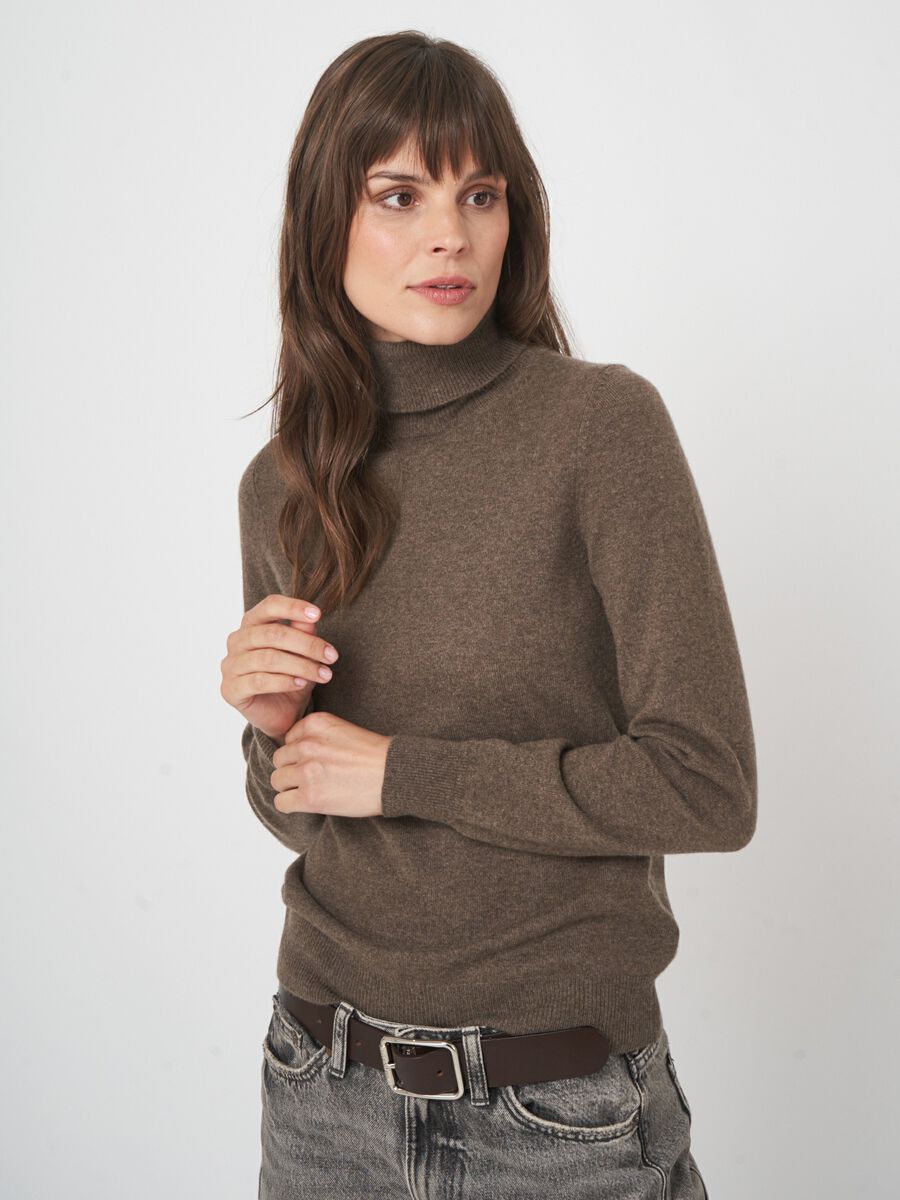 Repeat Cashmere Sand Basic-Rollkragenpullover Aus Bio-Kaschmir