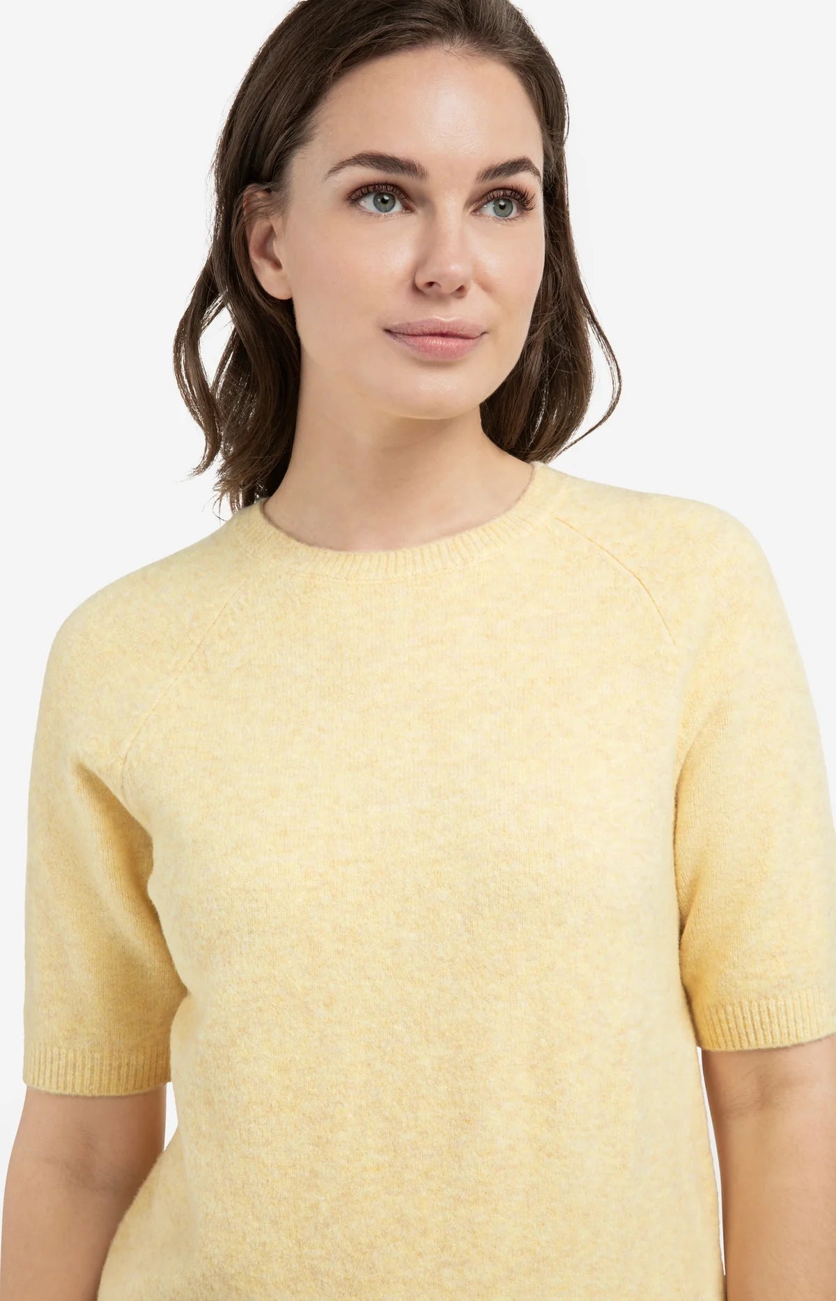 YAYA weicher Frühjahrs Pullover mit kurzen Armen und Rundhals Gelb